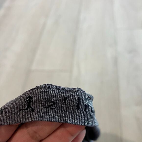 Lululemon Run: Swiftly Tech Tank size 2 - Picture 6 of 6
